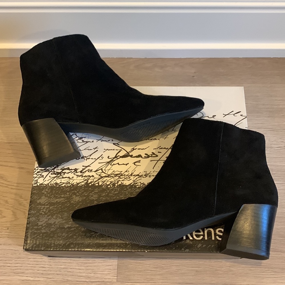 NWT Kensie Lyden Black Booties